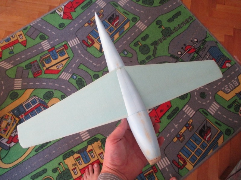 Tucano_trup_vyrezy_3.JPG