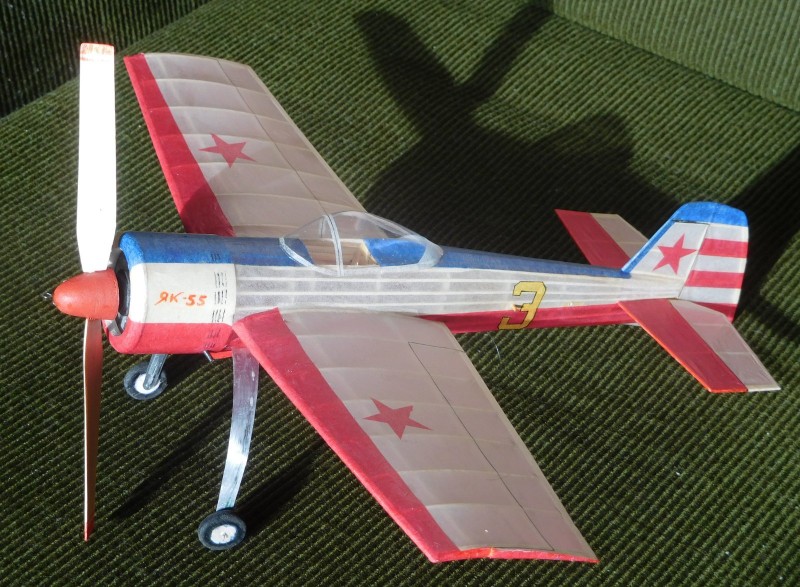 Jak-55 z boku.JPG