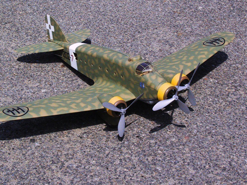 Savoia-Marchetti S.M.81 Pipistrello (building: Antonín Alfery, photo: Felda)
